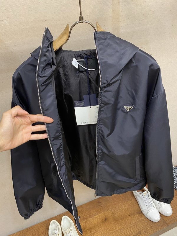 Prada 남성 로고 장식 자켓 001-278772