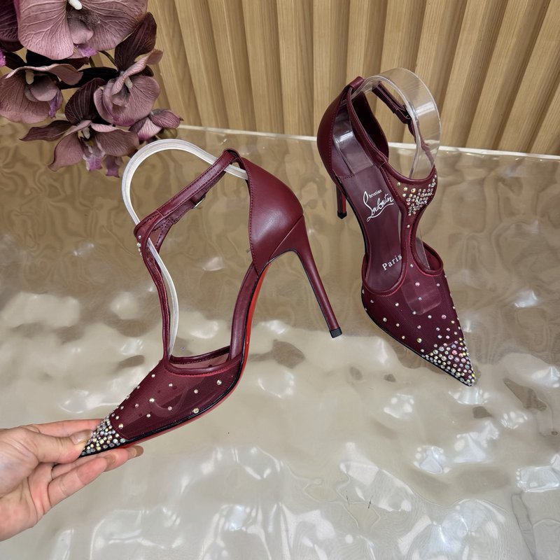 Christian Louboutin 빨간 밑창 하이힐 001-278808