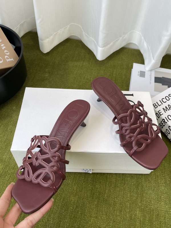 LOEWE 봄여름 신상 가죽 슬리퍼 001-278847