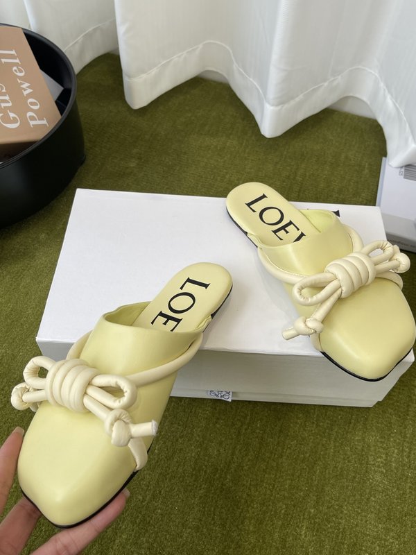 LOEWE 빈티지 반슬리퍼 001-278884