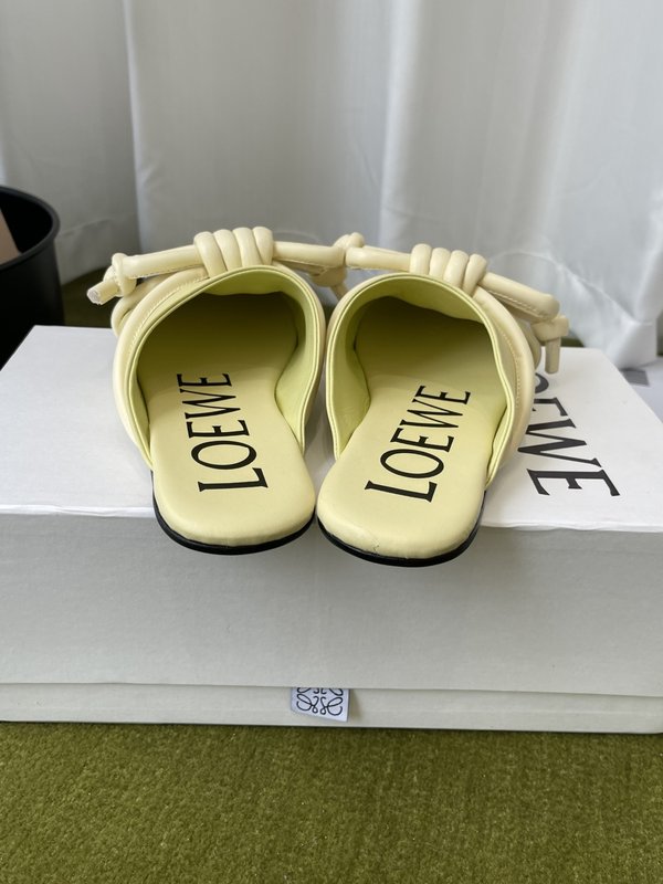 LOEWE 빈티지 반슬리퍼 001-278884