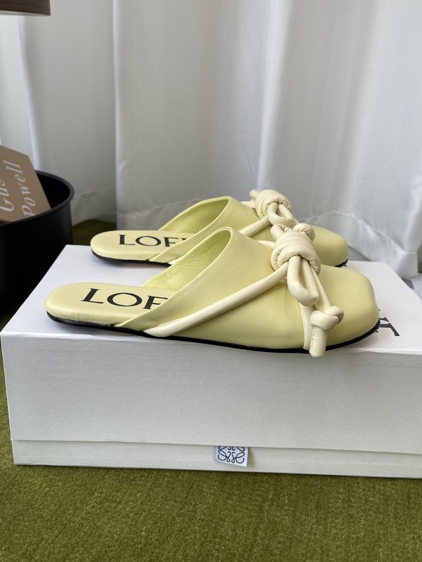 LOEWE 빈티지 반슬리퍼 001-278884
