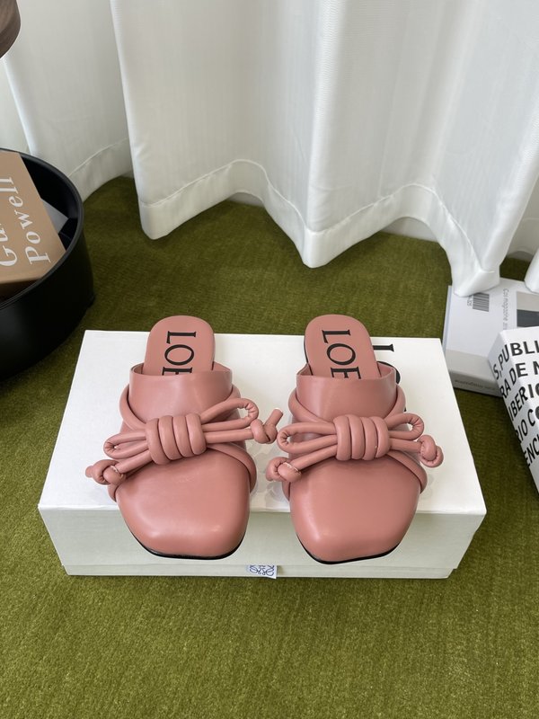 LOEWE 로에베 복고 반슬리퍼 001-278885