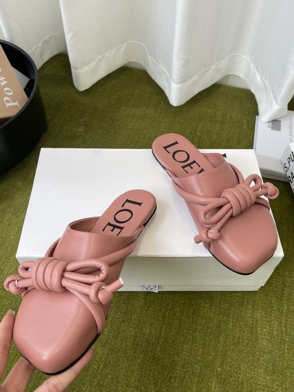 LOEWE 로에베 복고 반슬리퍼 001-278885