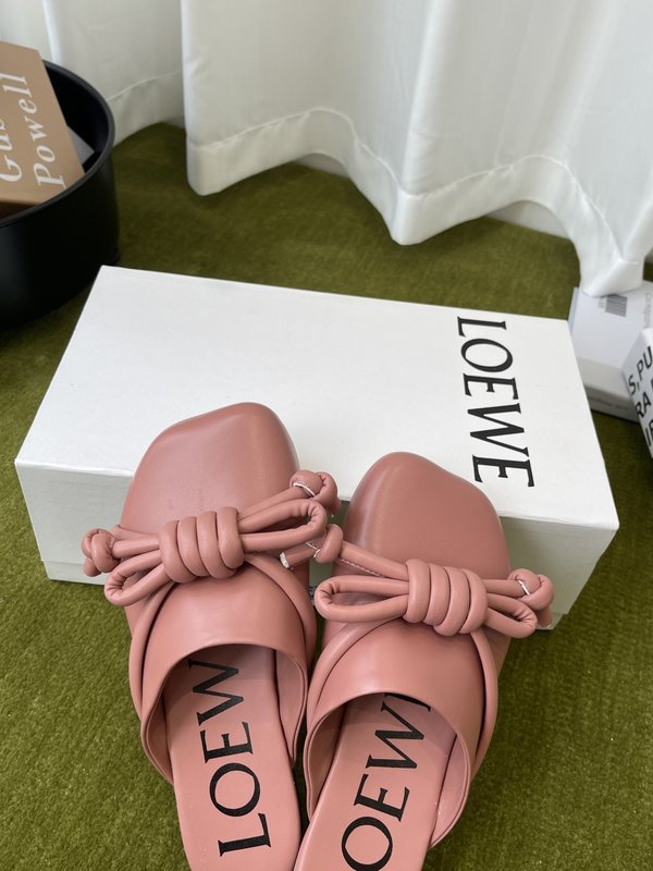 LOEWE 로에베 복고 반슬리퍼 001-278885