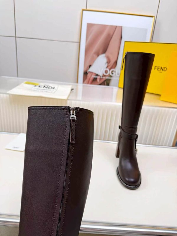 FENDI 신상 송아지가죽 스타일리시 부츠 001-278894