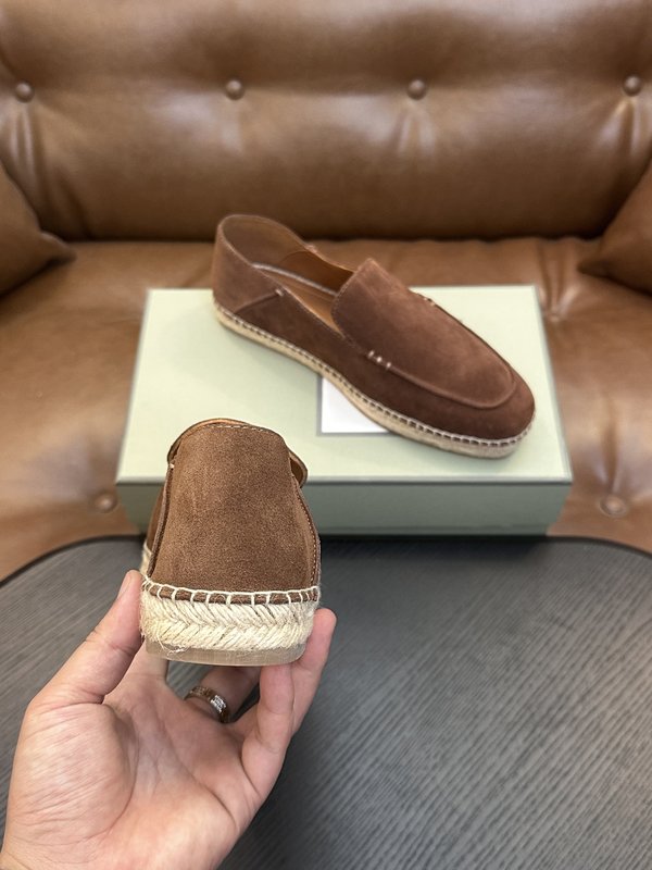 TOM FORD Cambridge 소가죽 로우탑 운동화 001-279222