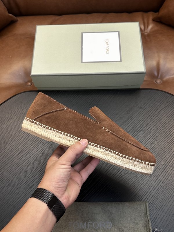 TOM FORD Cambridge 소가죽 로우탑 운동화 001-279222
