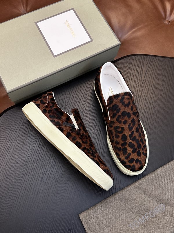 TOM FORD Cambridge 소가죽 로우탑 스니커 001-279224