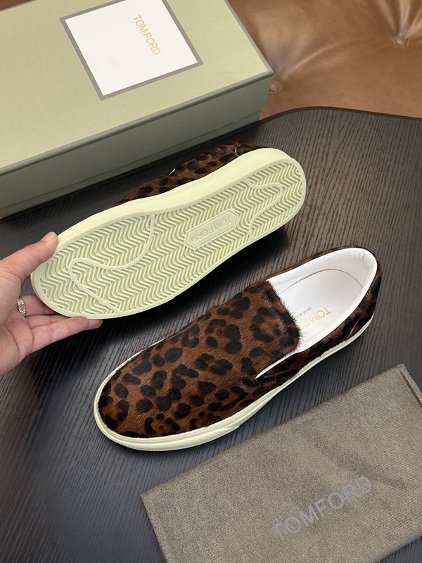 TOM FORD Cambridge 소가죽 로우탑 스니커 001-279224