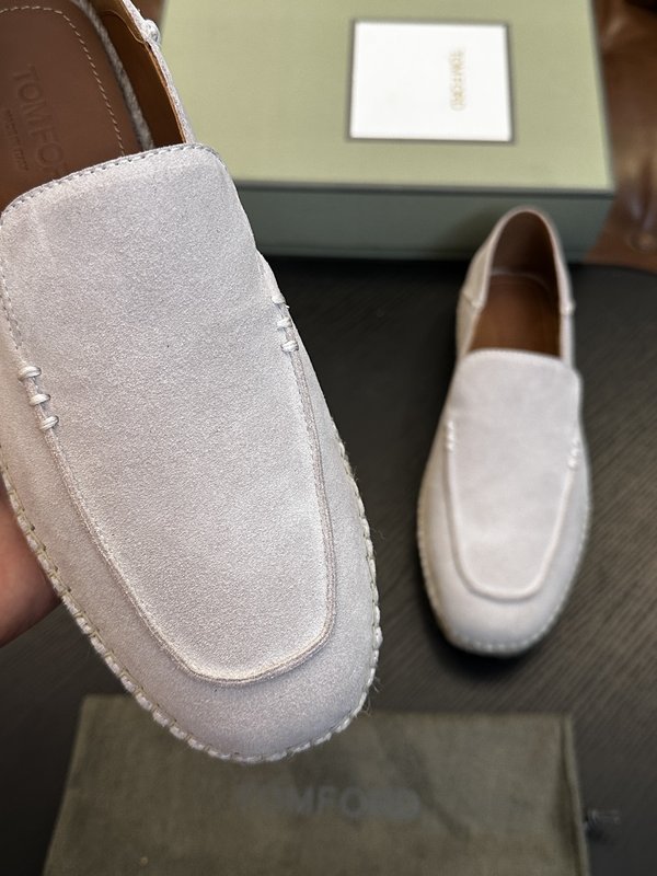 TOM FORD 소가죽 로우탑 스니커즈 001-279225