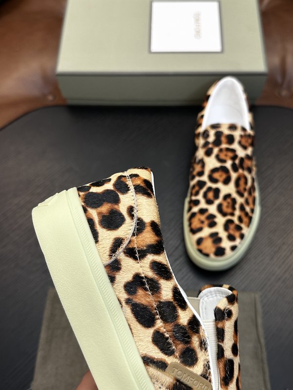 TOM FORD Cambridge 가죽 로우탑 운동화 001-279227