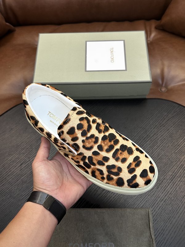 TOM FORD Cambridge 가죽 로우탑 운동화 001-279227