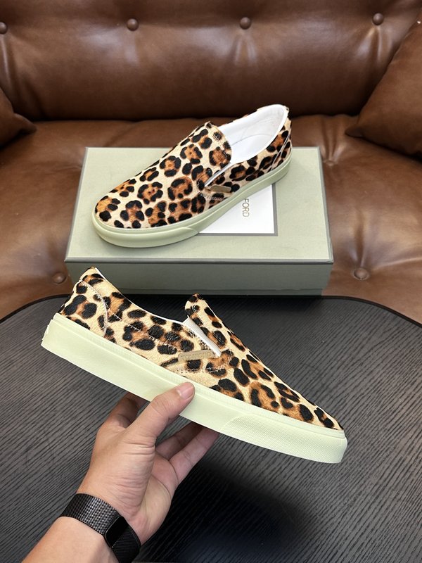 TOM FORD Cambridge 가죽 로우탑 운동화 001-279227