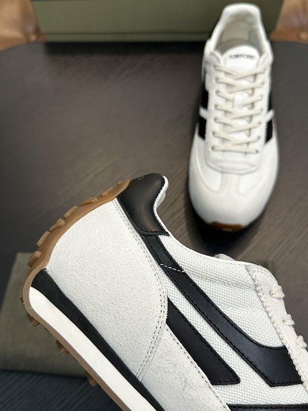 TOM FORD Cambridge 소가죽 로우탑 스니커 001-279231