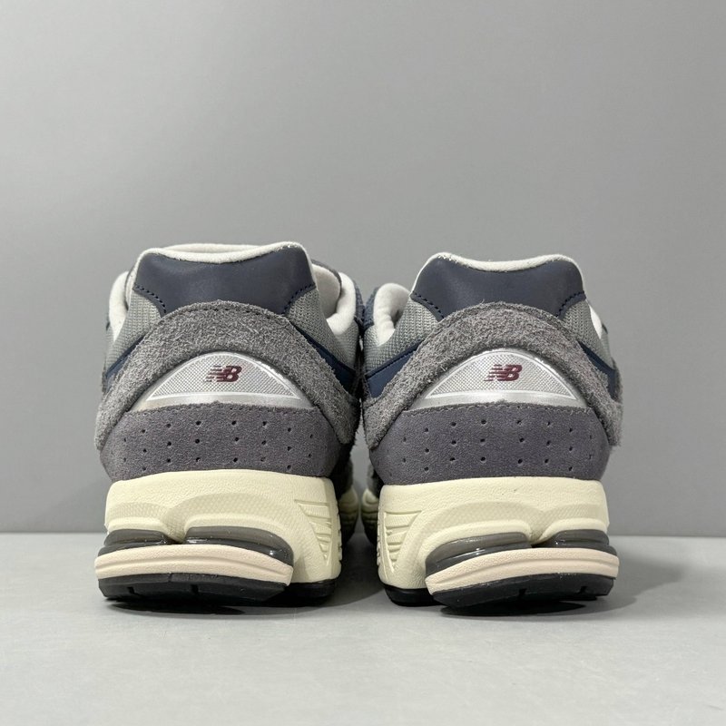 NB 2002R 컴포트 캐주얼 러닝화 001-279691