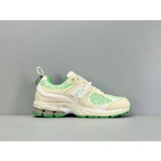 New Balance 2002R 레트로 캐주얼 운동화 001-279723