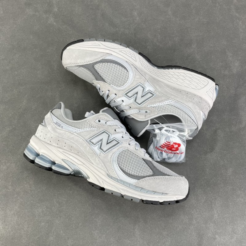 New Balance 2002R 레트로 스니커즈 001-279751