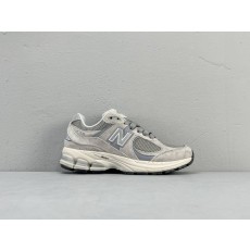 뉴발란스 복고 내마모 로우탑 러닝화 001-279766