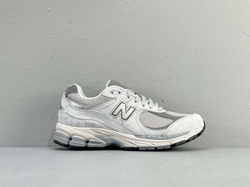 New Balance 2002R 구름회색 레트로 러닝화 001-279781