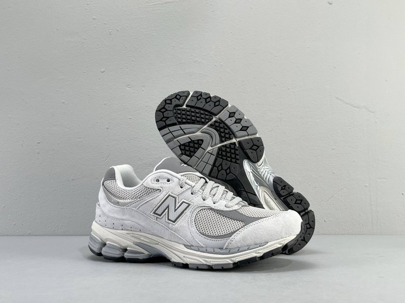 New Balance 2002R 구름회색 레트로 러닝화 001-279781