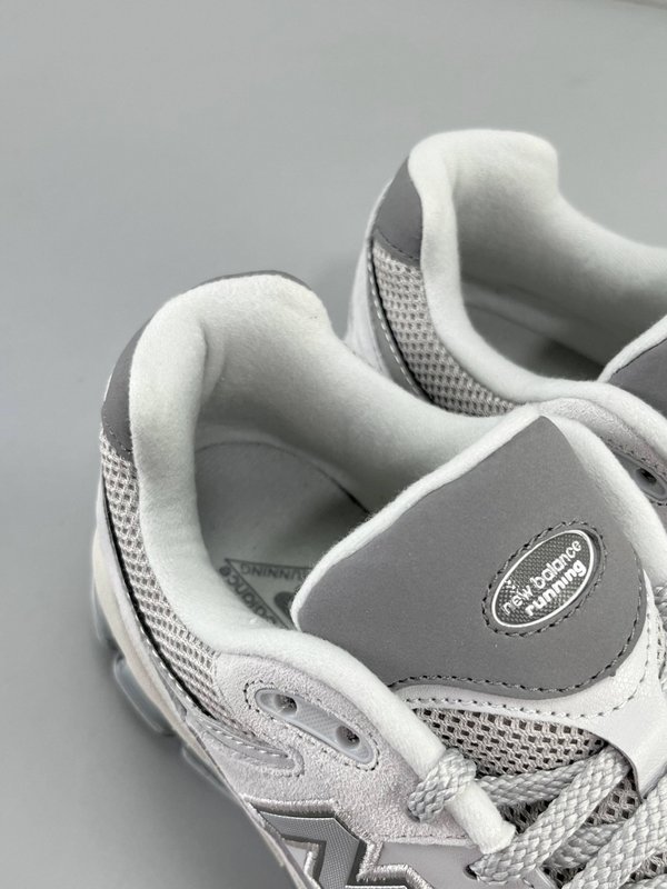 New Balance 2002R 구름회색 레트로 러닝화 001-279781