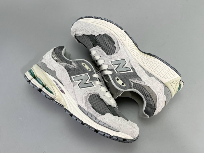 뉴발란스 NB2002R 해체 클라우드 레인 그레이 러닝 001-279782