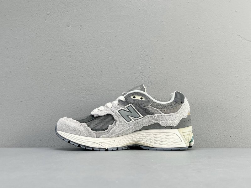 뉴발란스 NB2002R 해체 클라우드 레인 그레이 러닝 001-279782