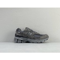 뉴발란스 디컨스트럭트 그레이 러닝화 001-279784