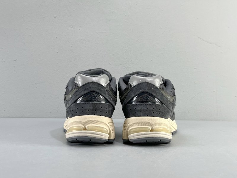 뉴발란스 레트로 로우탑 러닝화 001-279786