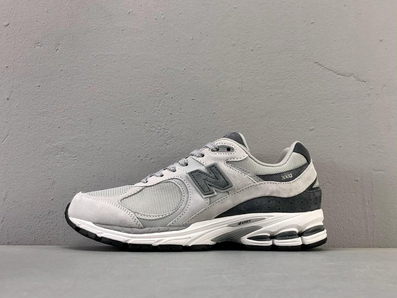 New Balance 2002R 로우탑 러닝화 001-279792