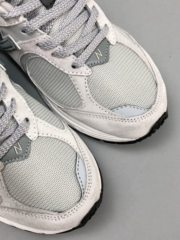 New Balance 2002R 로우탑 러닝화 001-279792