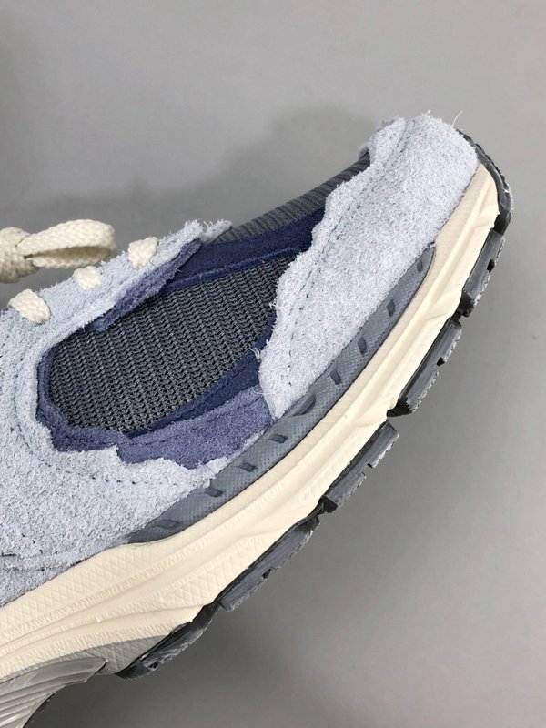 New Balance 2002R 레트로 러닝화 001-279794
