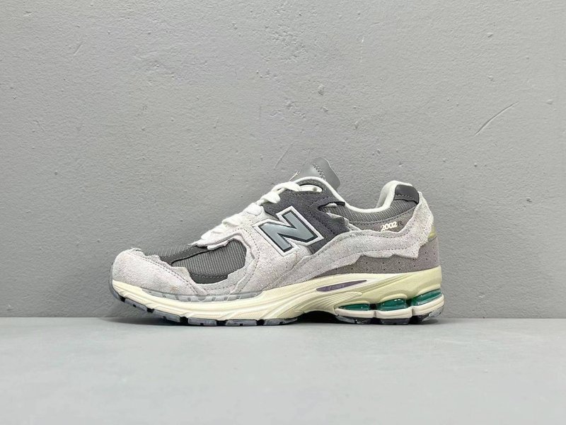 뉴발란스 2002R 디컨스트럭트 클라우드 그레이 로우탑 001-279796