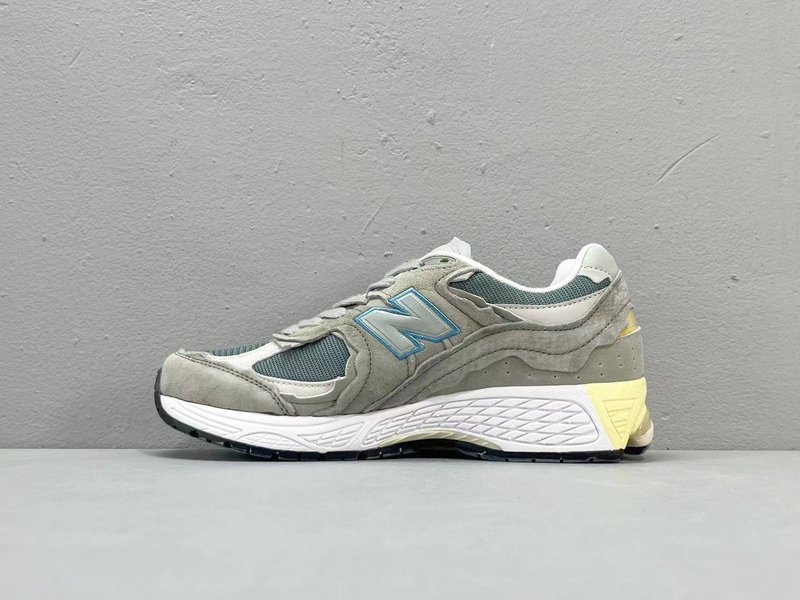 New Balance 디컨스트럭션 시리즈 레트로 로우탑 001-279799
