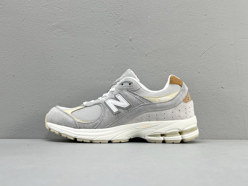 NB 2002R 미끄럼 방지 러닝화 001-279802