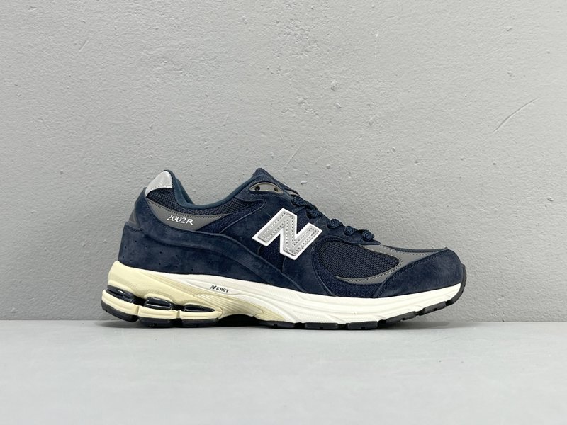 NB 2002R 남녀공용 운동화 001-279803