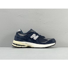 NB 2002R 남녀공용 운동화 001-279803