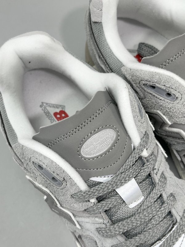 New Balance 2002R 로우탑 러닝화 001-279806