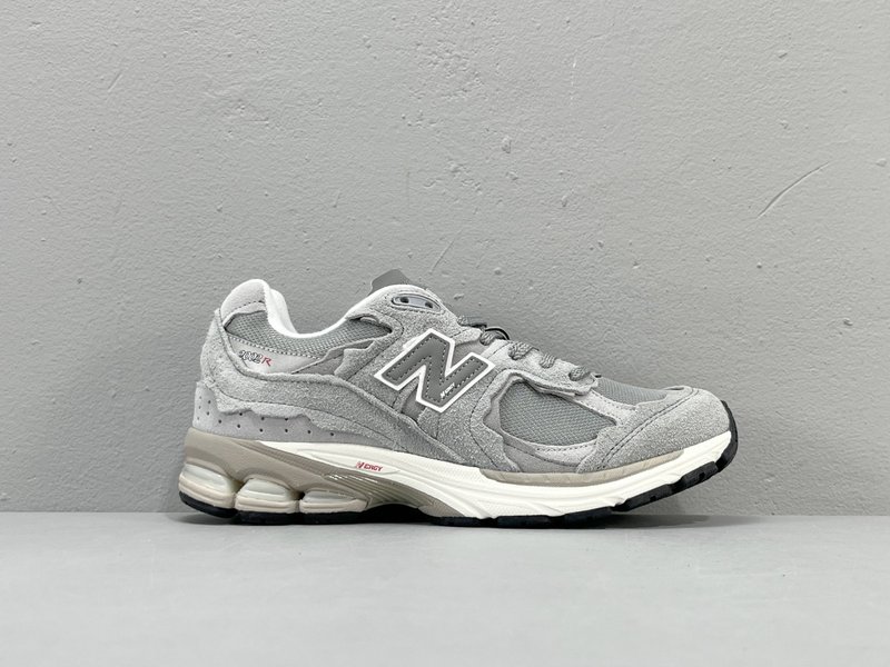 New Balance 2002R 로우탑 러닝화 001-279806