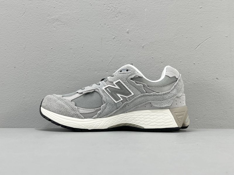 New Balance 2002R 로우탑 러닝화 001-279806