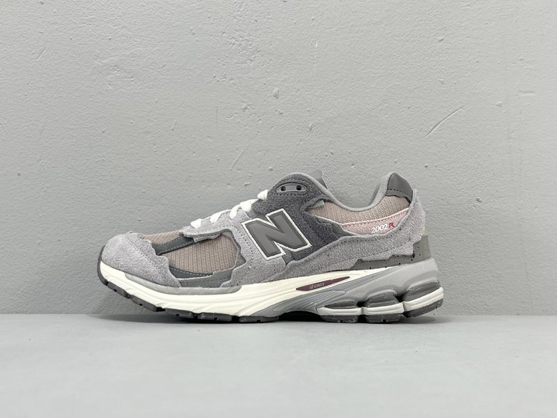 뉴발란스 디컨스트럭션 로우탑 러닝화 001-279808