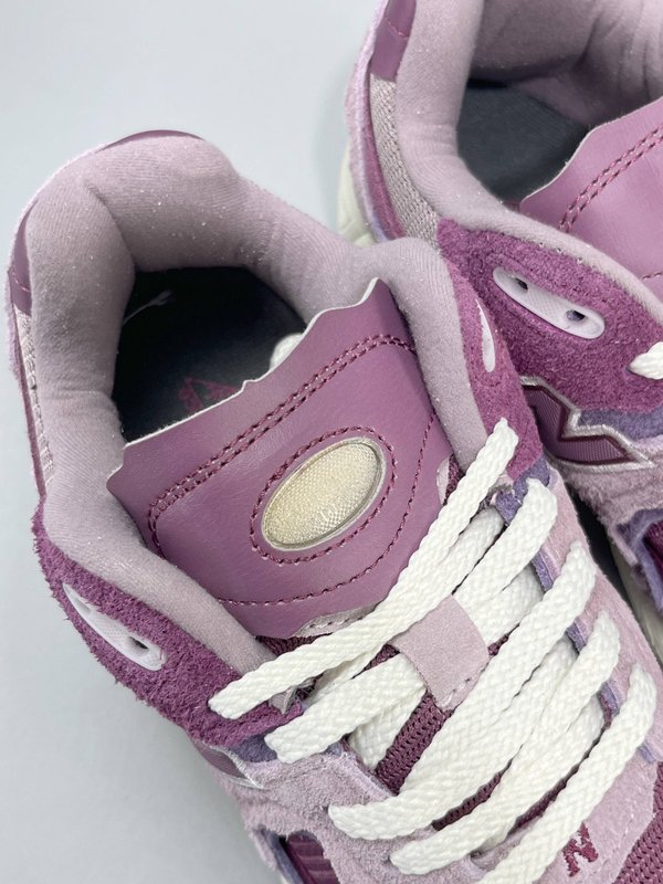New Balance 2002R 복고 러닝화 001-279815