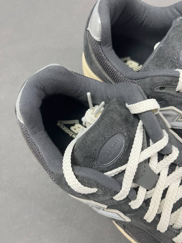 New Balance 프레지던트 에디션 운동화 001-279825