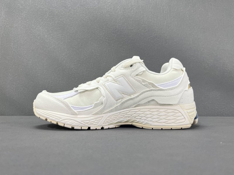 New Balance 디컨스트럭션 시솔트 화이트 스니커 001-279826