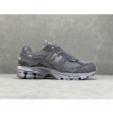 뉴발란스 2002R 그레이 스니커즈 001-279828