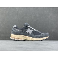 뉴발란스 2002R 그레이 카본 러닝화 001-279832