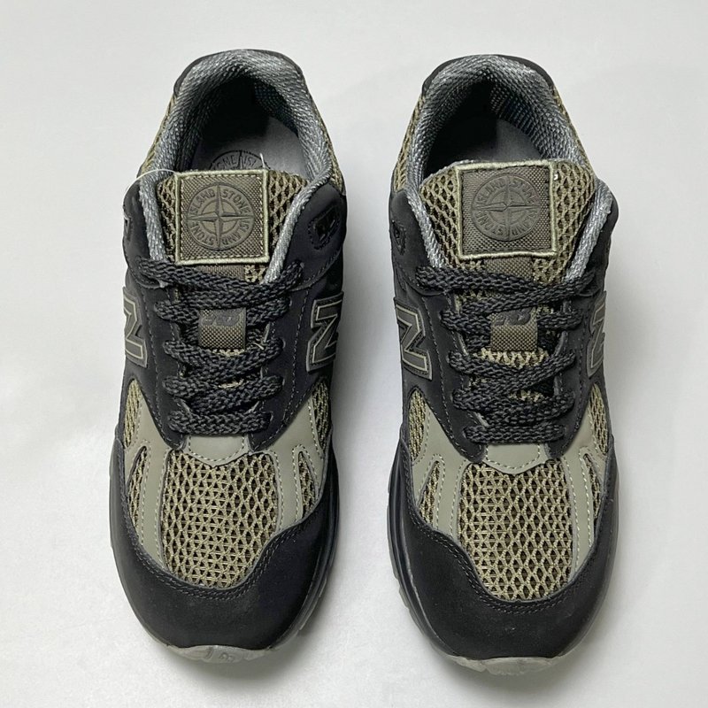 뉴발란스 991 V2 스톤 아일랜드 콜라보 러닝화 001-279836