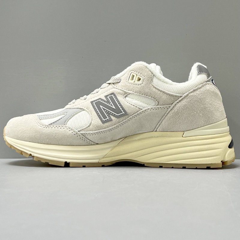 New Balance 991 V2 로우탑 러닝화 001-279838