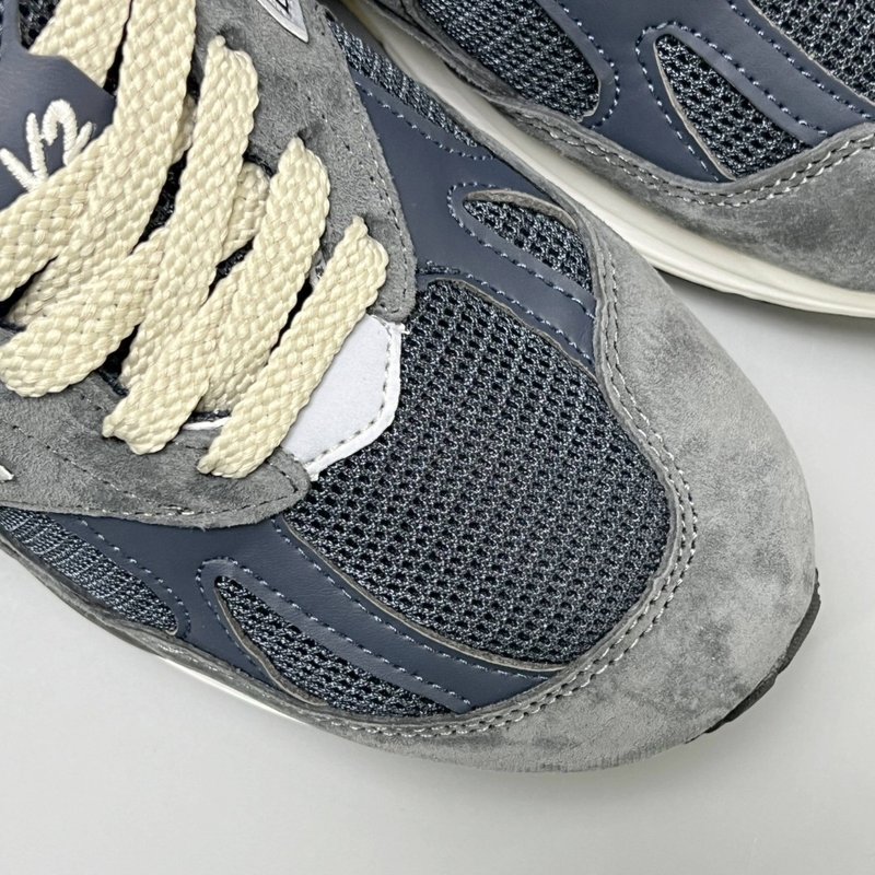 New Balance 991 V2 그레이 러닝화 001-279840